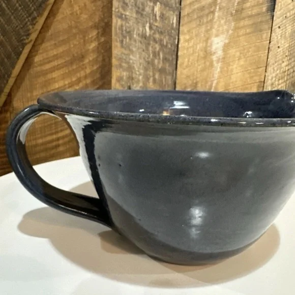 Vintage 2000 Sid Luck Pottery Blue Mixing Bowl Spout & Handle Signed Farmhouse - Picture 5 of 12